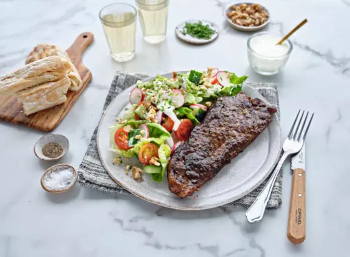 Salade de steak et sa vinaigrette au bleu