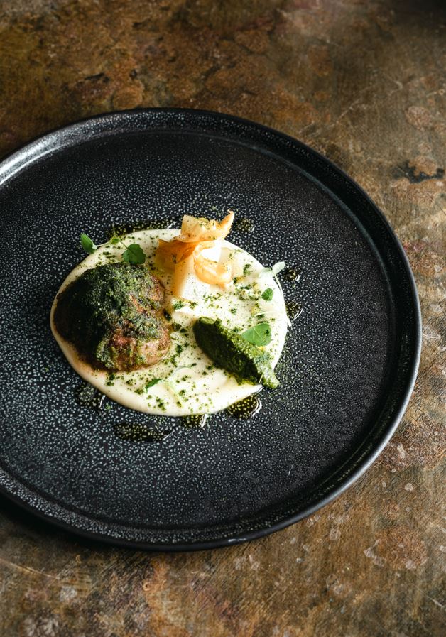 Rognons d’agneau à la Chermoula, crumble aux herbes et au citron